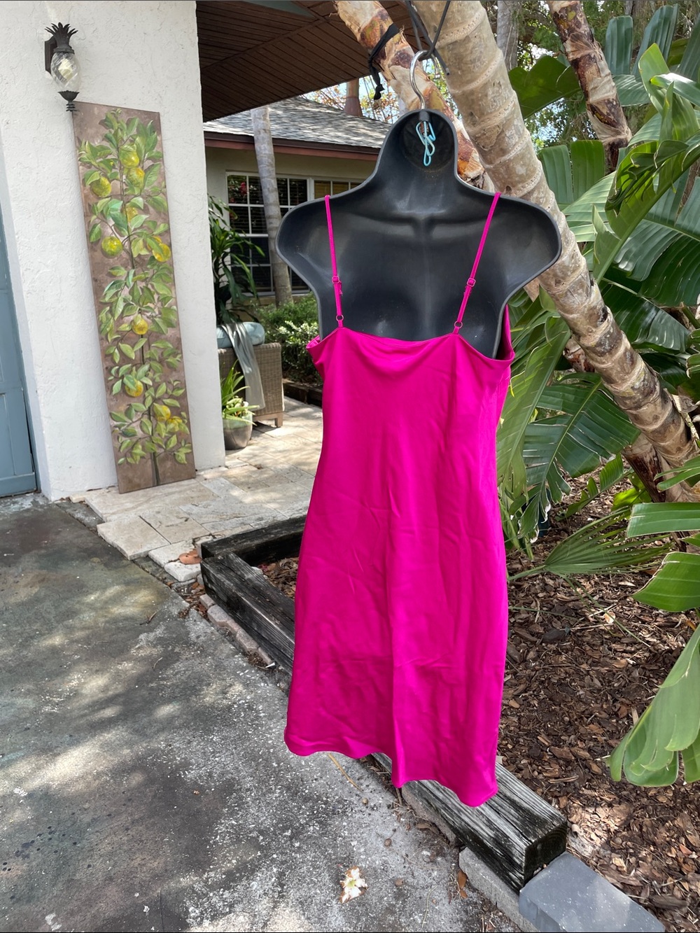 Express Cowell, neck magenta, pink satin slipped dress - Picture 4 of 6